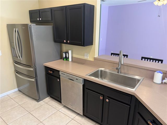 5005 E 1st Square SW, Vero Beach, FL 32968