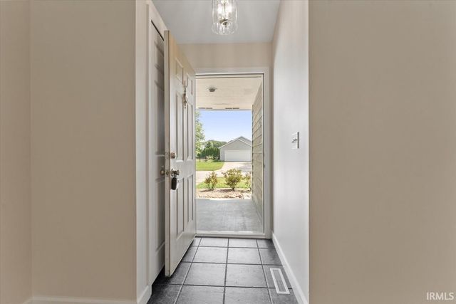 55161 Patrician Park Drive, Osceola, IN 46561