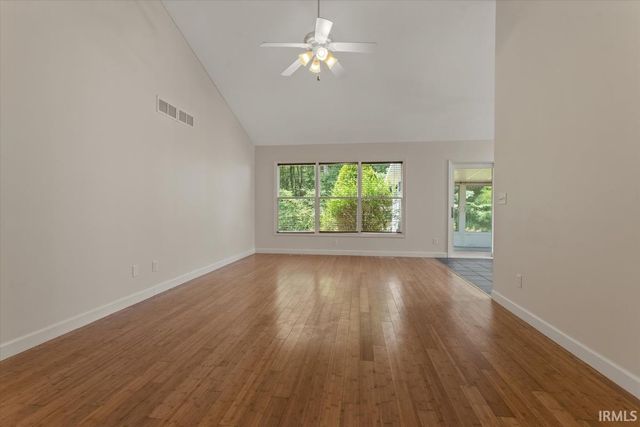 55161 Patrician Park Drive, Osceola, IN 46561