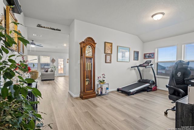 1220 Argon, San Antonio, TX 78245