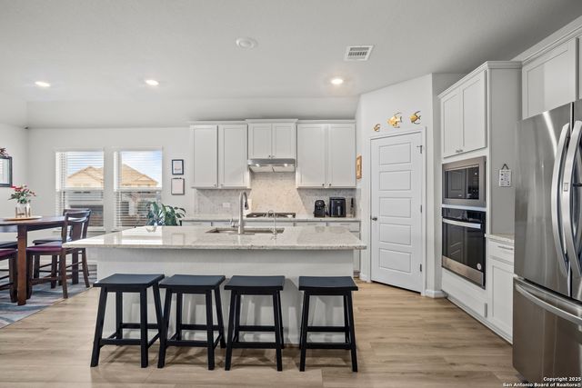 1220 Argon, San Antonio, TX 78245