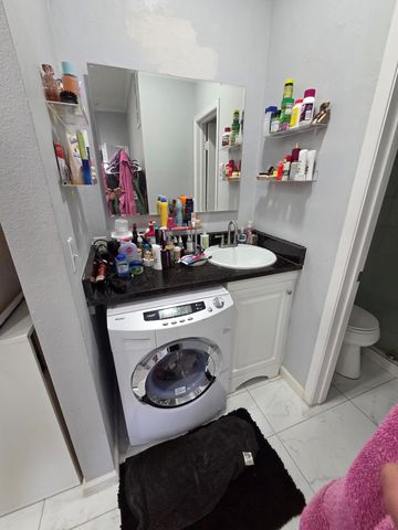 2714 Nueces ST 102, Austin, TX 78705