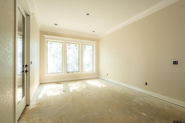 2546 Barton Creek Cir, Tyler, TX 75703