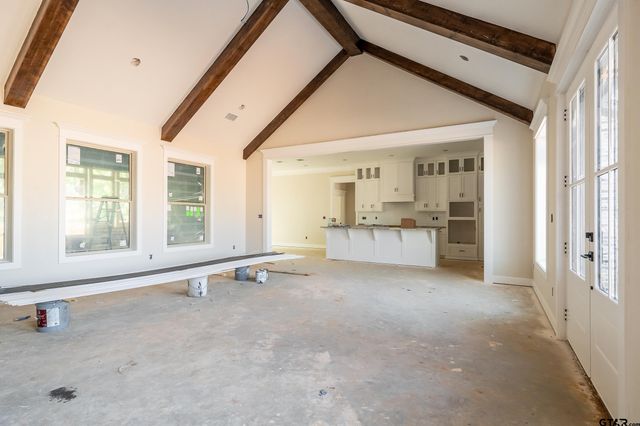 2546 Barton Creek Cir, Tyler, TX 75703