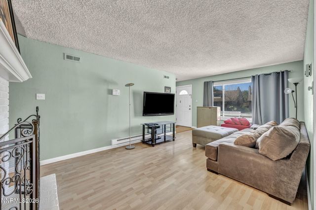 870 E Huffaker Lane, Reno, NV 89511