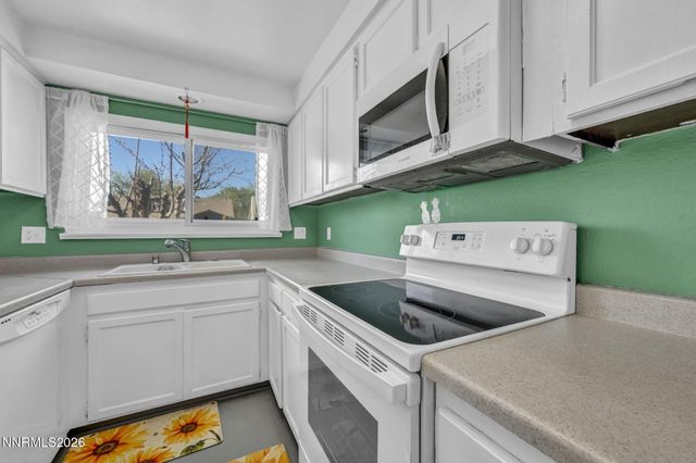870 E Huffaker Lane, Reno, NV 89511