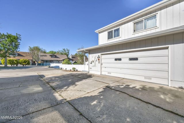 870 E Huffaker Lane, Reno, NV 89511