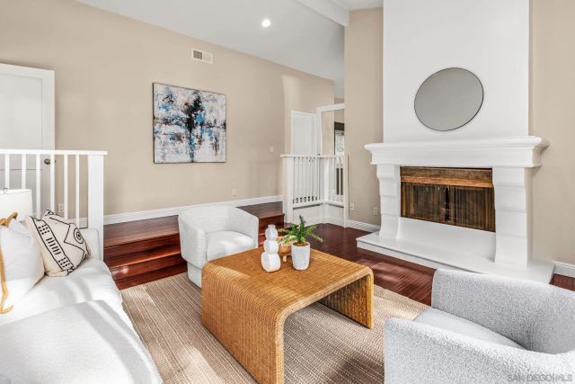 2036 Christy, Del Mar, CA 92014