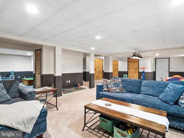 1302 GOLDFINCH LN, Millville, NJ 08332