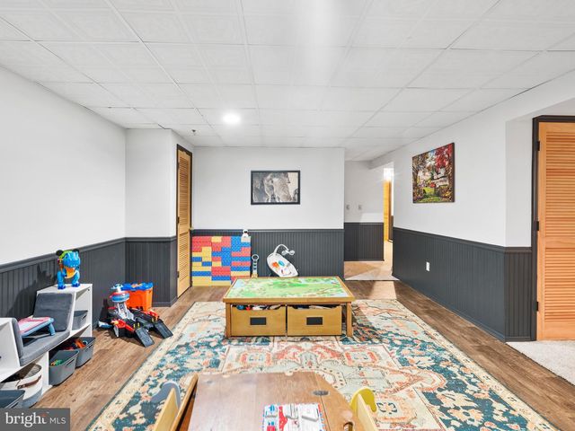 1302 GOLDFINCH LN, Millville, NJ 08332