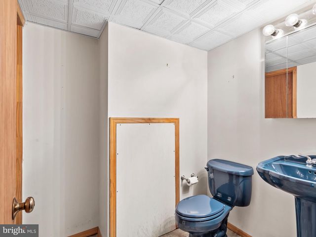 1302 GOLDFINCH LN, Millville, NJ 08332