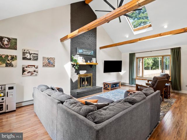 1302 GOLDFINCH LN, Millville, NJ 08332