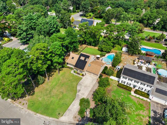 1302 GOLDFINCH LN, Millville, NJ 08332