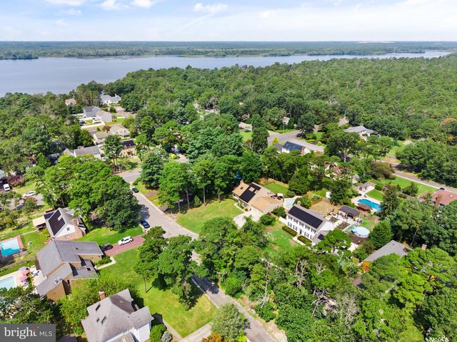 1302 GOLDFINCH LN, Millville, NJ 08332