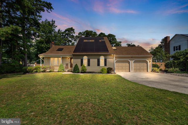 1302 GOLDFINCH LN, Millville, NJ 08332