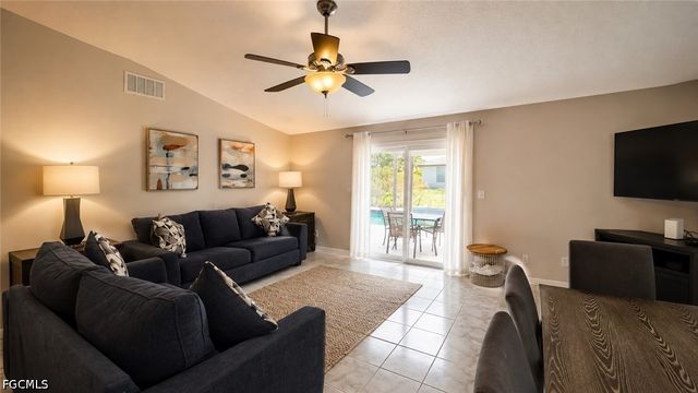 3915 SW 1st AVE, Cape Coral, FL 33914