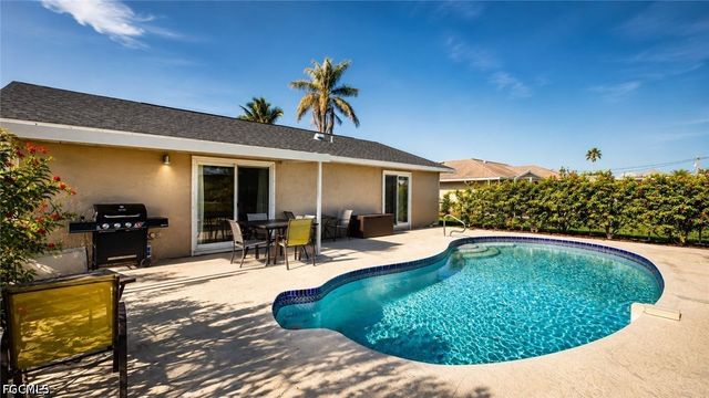 3915 SW 1st AVE, Cape Coral, FL 33914