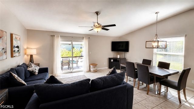 3915 SW 1st AVE, Cape Coral, FL 33914