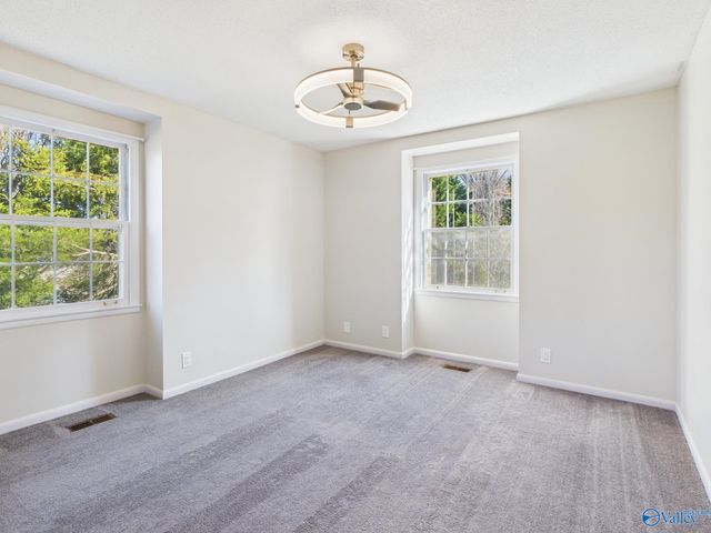 2521 Lancelot Drive SE, Huntsville, AL 35803