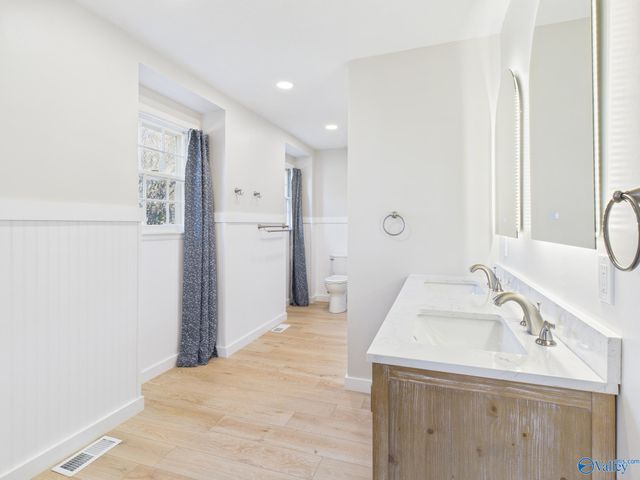 2521 Lancelot Drive SE, Huntsville, AL 35803