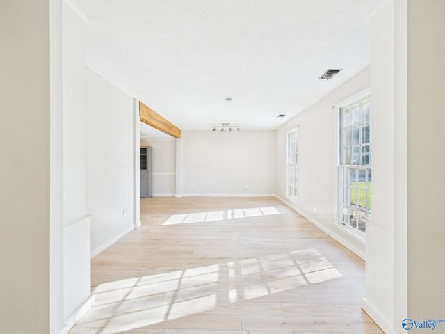 2521 Lancelot Drive SE, Huntsville, AL 35803