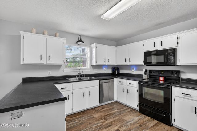 939 Ruth Drive, Hinesville, GA 31313
