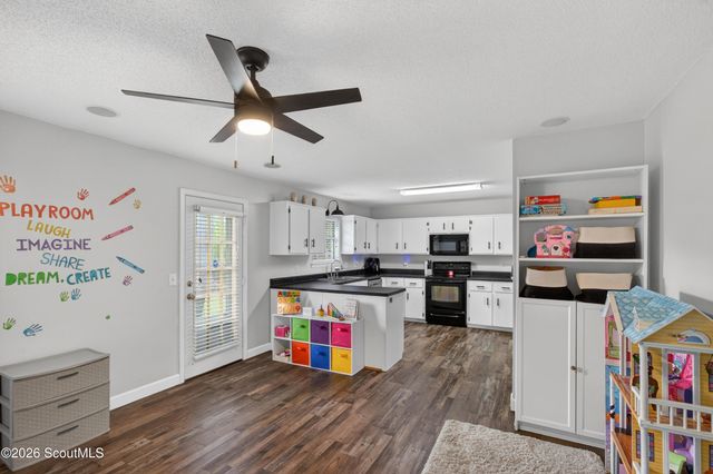 939 Ruth Drive, Hinesville, GA 31313