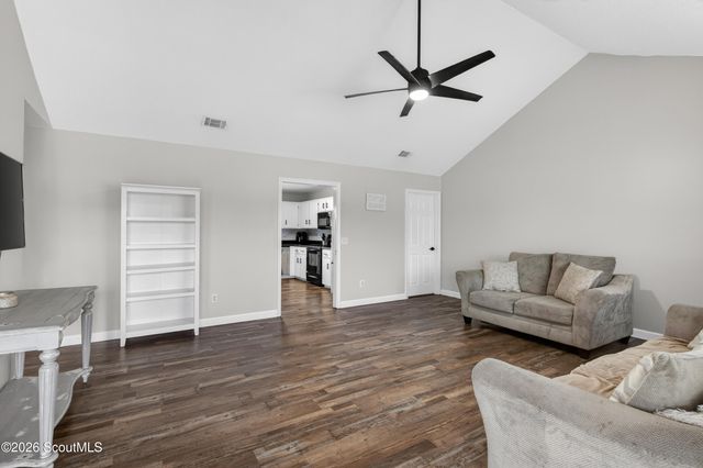 939 Ruth Drive, Hinesville, GA 31313