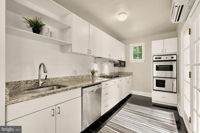 2900 OVERLAND AVE, Baltimore, MD 21214