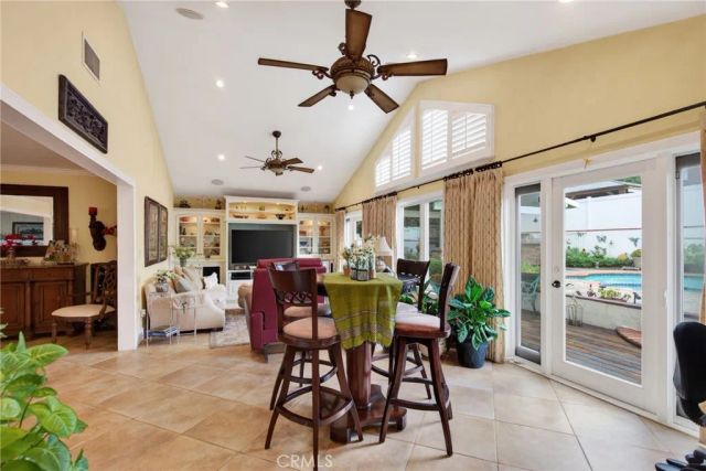 812 Alta Vista, Corona, CA 92882