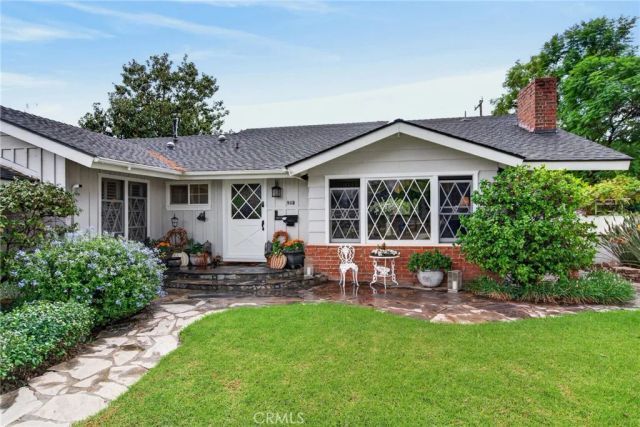 812 Alta Vista, Corona, CA 92882