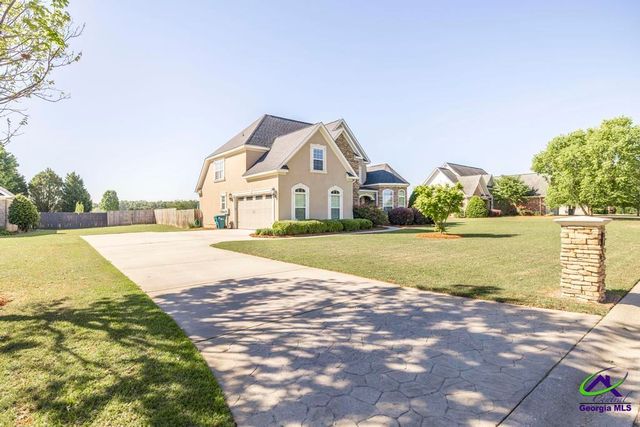 61 Peregrine, Byron, GA 31008