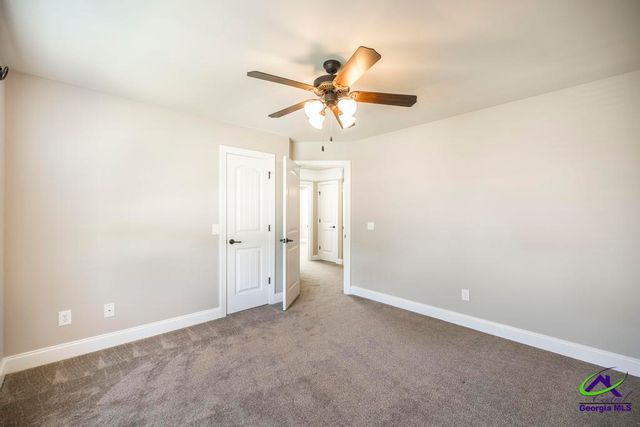 61 Peregrine, Byron, GA 31008