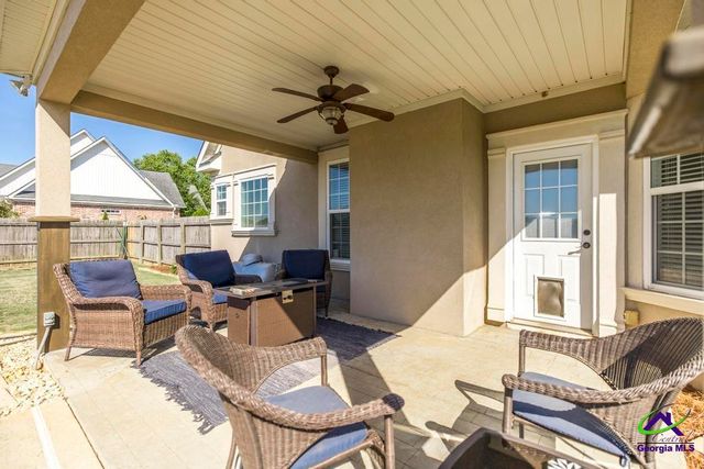 61 Peregrine, Byron, GA 31008