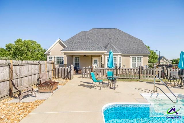 61 Peregrine, Byron, GA 31008
