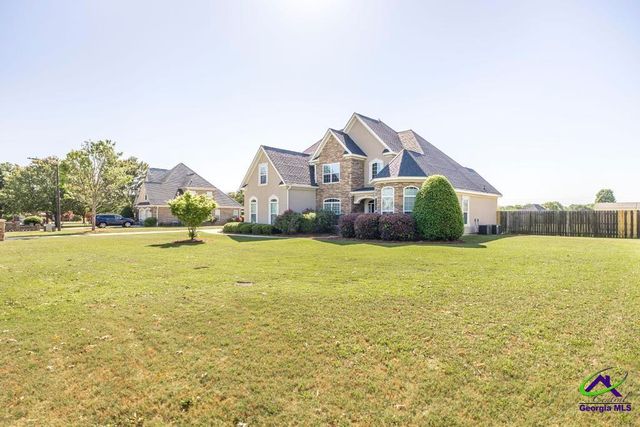 61 Peregrine, Byron, GA 31008
