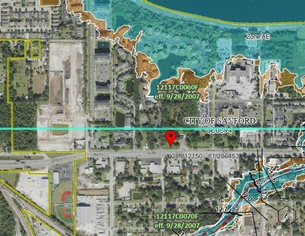 Image 3 of property listing at 1720 W 1ST STREET, Sanford, FL 32771