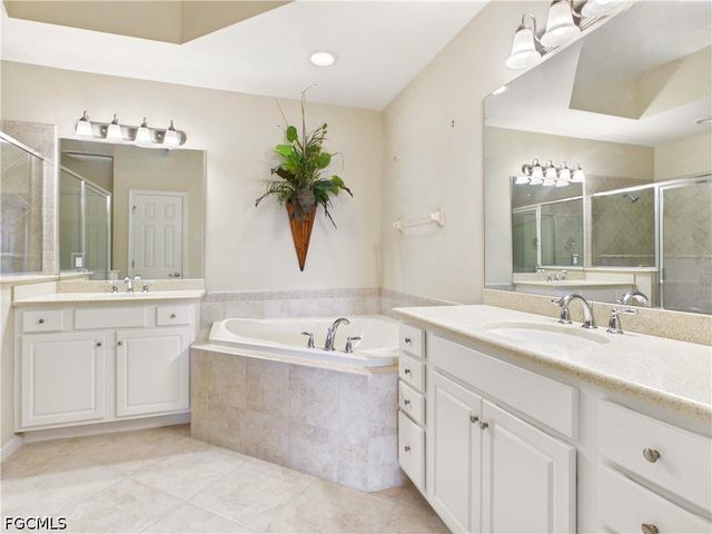 12971 Pennington PL 102, Fort Myers, FL 33913