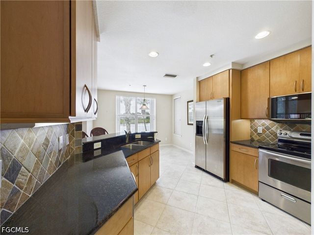12971 Pennington PL 102, Fort Myers, FL 33913