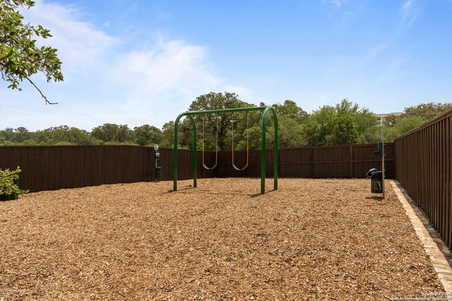 20675 Huebner Rd Unit 527, San Antonio, TX 78258