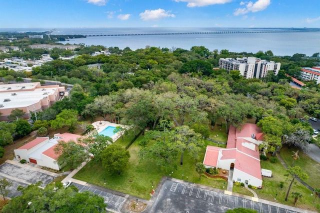 1001 PEARCE DRIVE 302, Clearwater, FL 33764