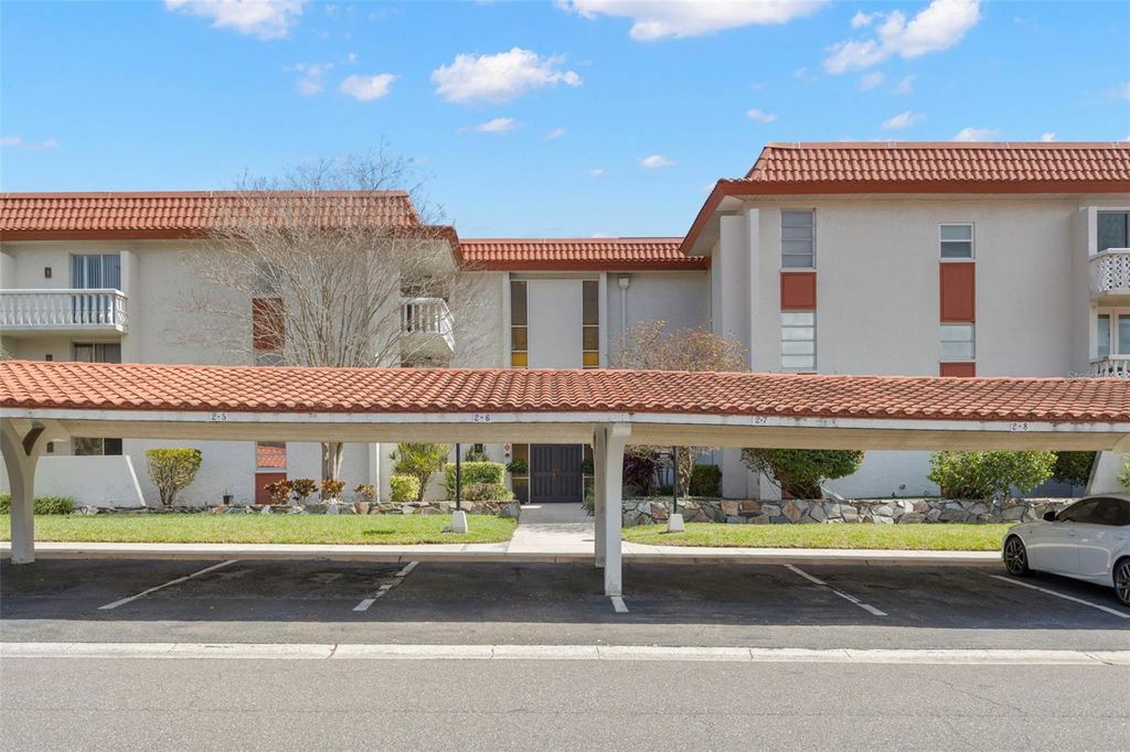 1001 PEARCE DRIVE 302, Clearwater, FL 33764