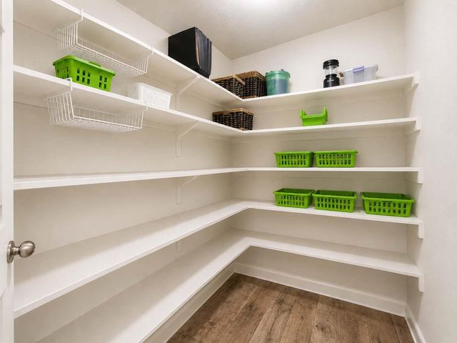 2422 Comal Drive, Deer Park, TX 77536