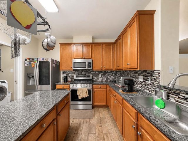 2422 Comal Drive, Deer Park, TX 77536