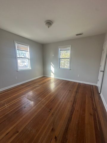 100 Sumner St 100, Quincy, MA 01269