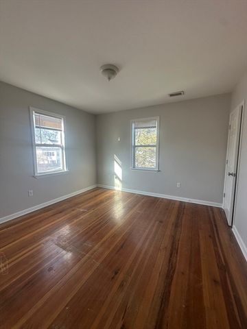 100 Sumner St 100, Quincy, MA 01269