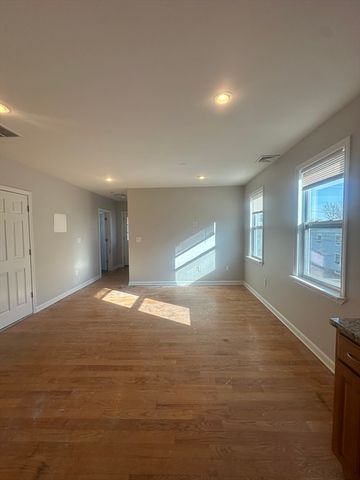 100 Sumner St 100, Quincy, MA 01269