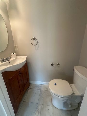 100 Sumner St 100, Quincy, MA 01269