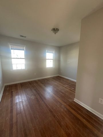 100 Sumner St 100, Quincy, MA 01269