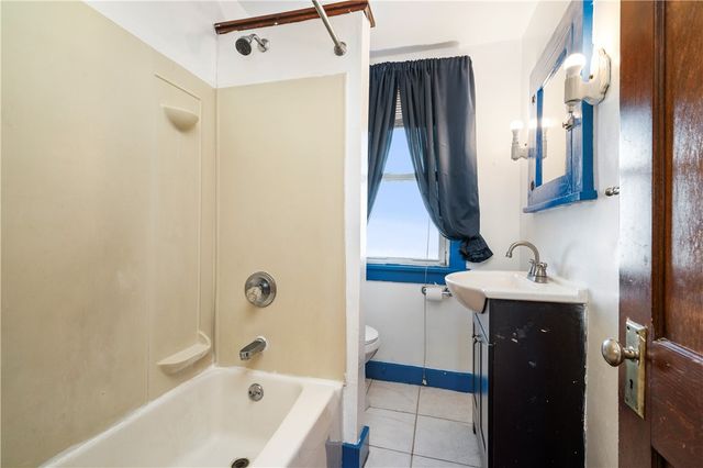 227 E Virginia Ave, Munhall, PA 15120